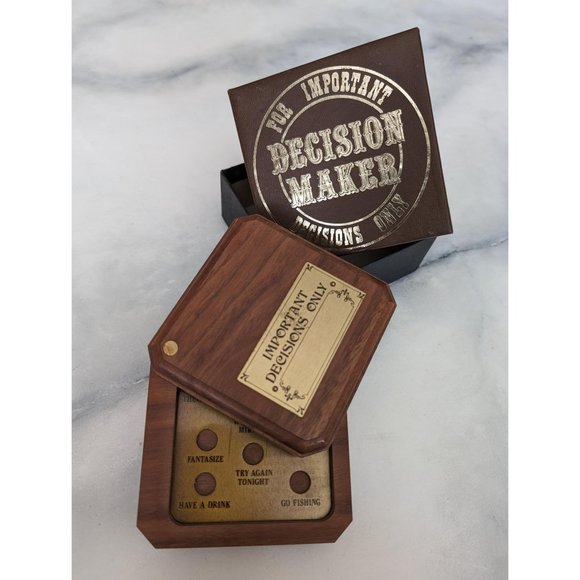 Vintage Decision Maker - Picture 4 of 5